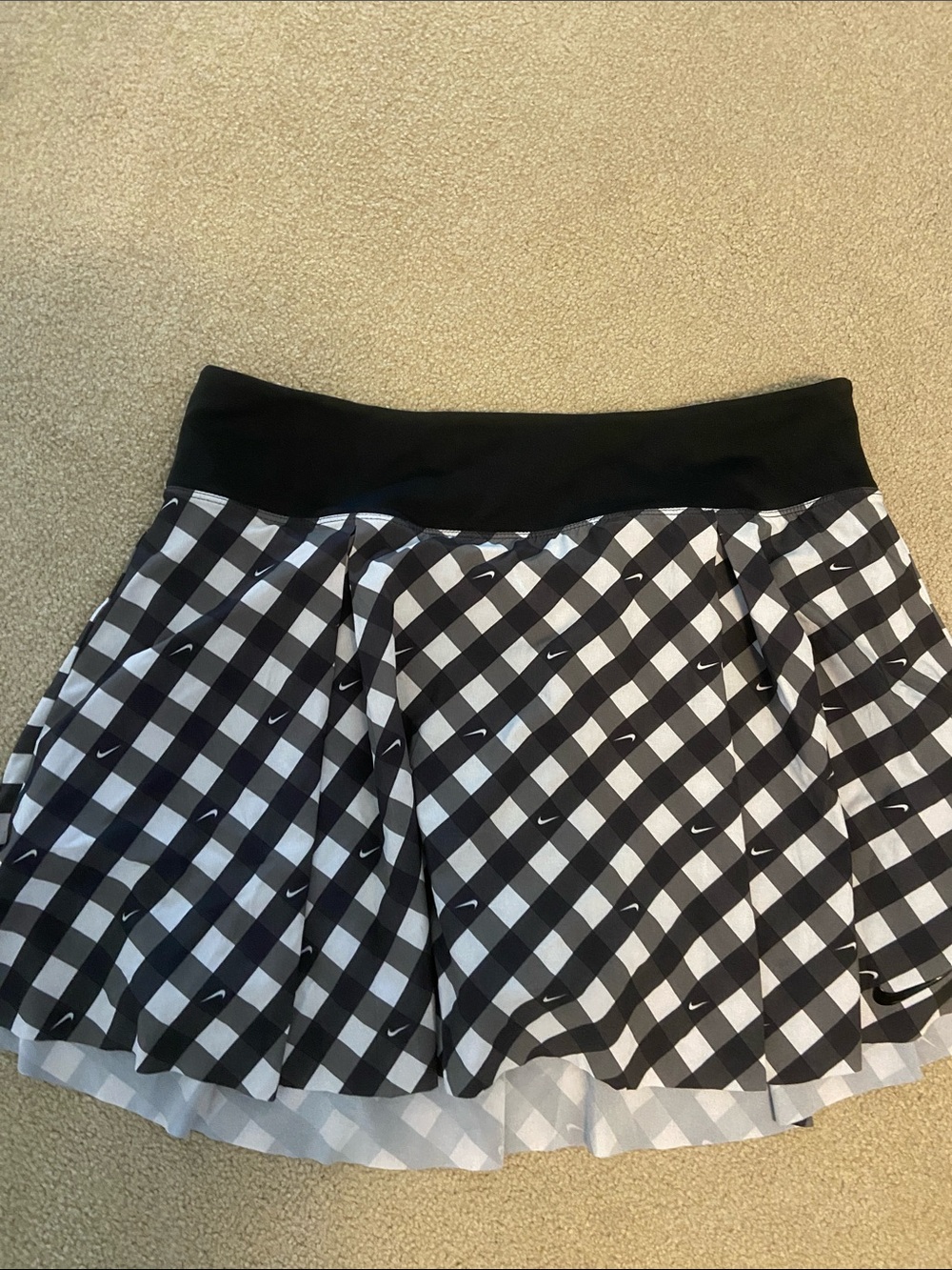 Nike Black and White Pickleball Skirt